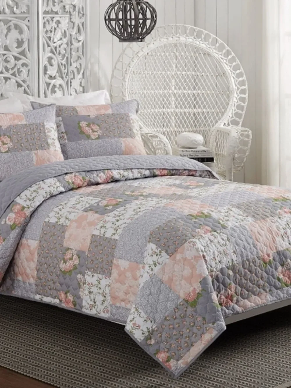 Cottage Patchwork Gray Pink Printed Queen Quilt Set English Garden